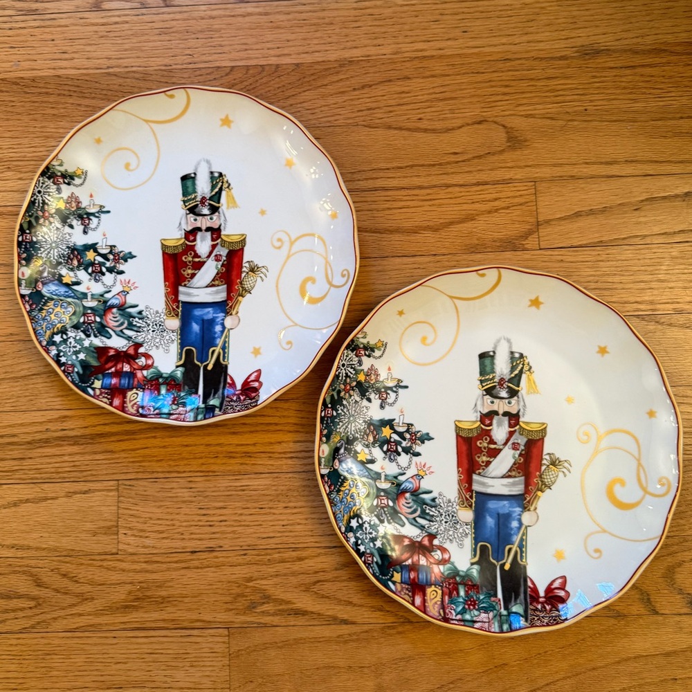 Twas the Night Before Christmas Dinner Plates - Williams Sonoma TWO (2)